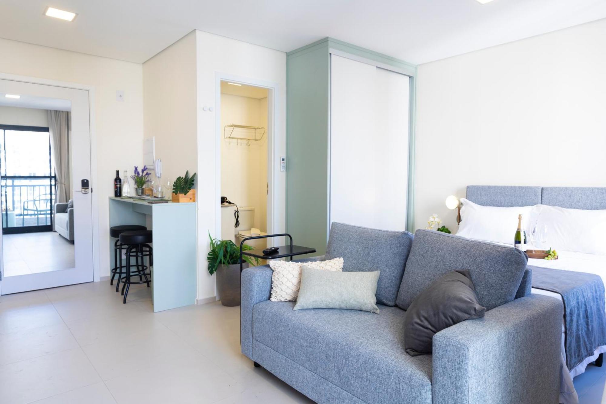Apartamento Piscina, Ac, Pinheiros, Internet| Brazilian Corner